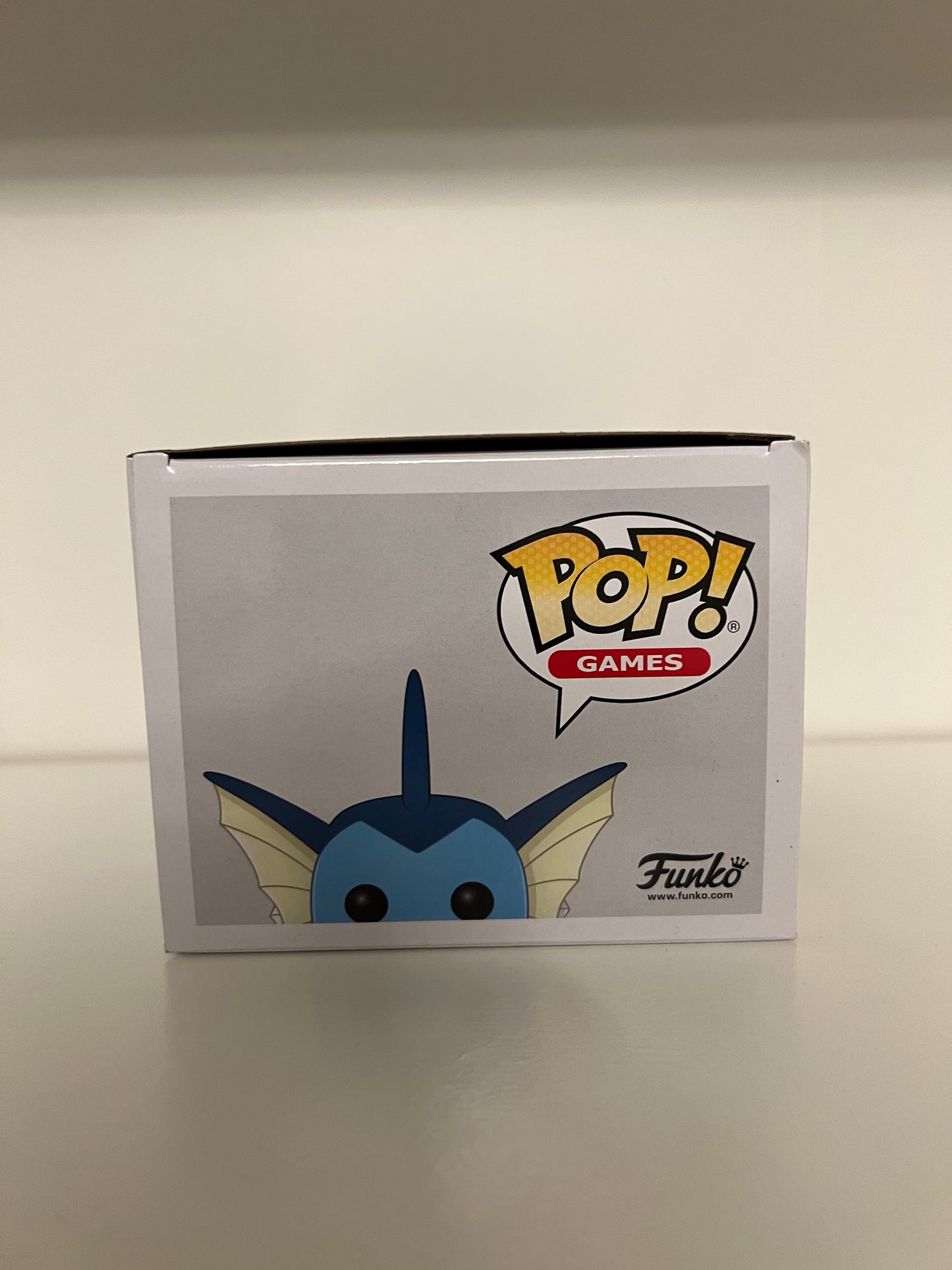 #627 Vaporeon Diamond - Pokemon