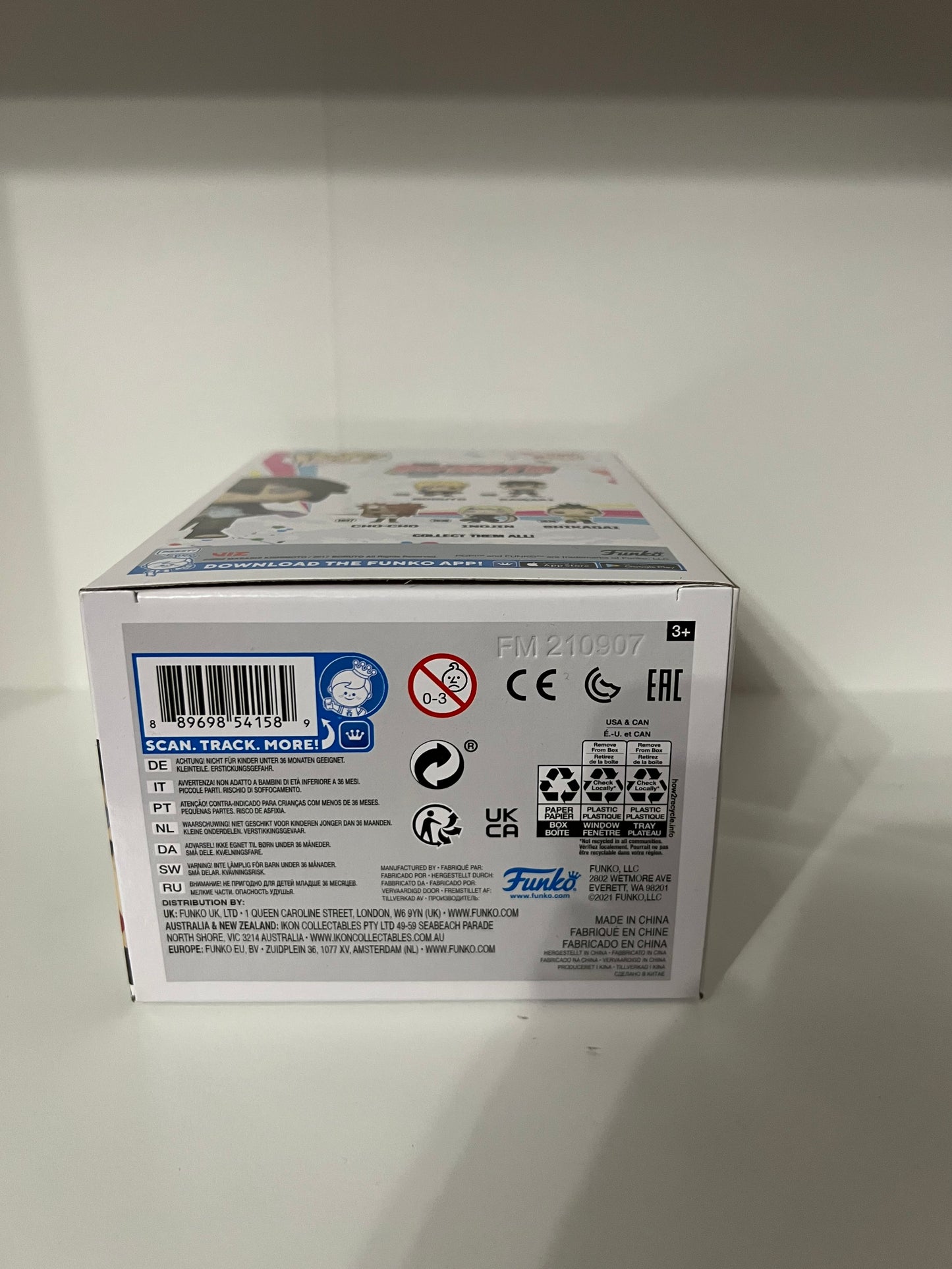 #1040  Sasuke Glow Chase - Boruto