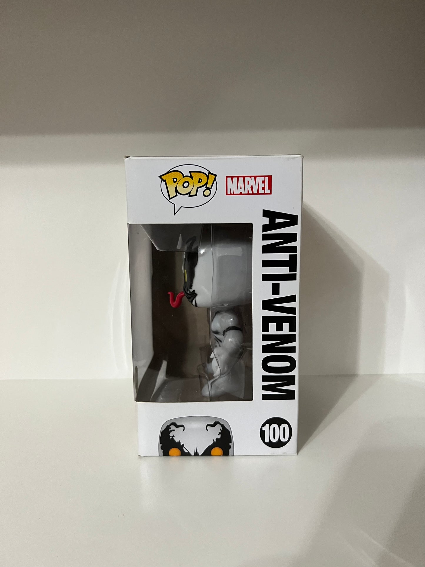 #100  Anti-Venom GITD - Marvel