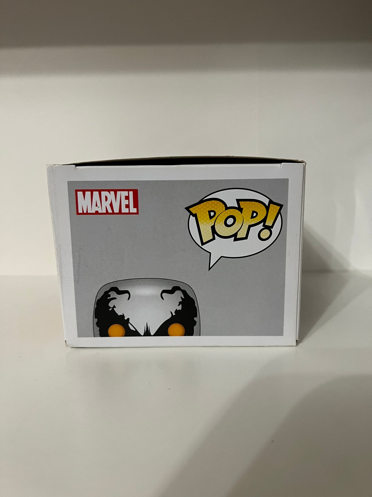 #100  Anti-Venom GITD - Marvel
