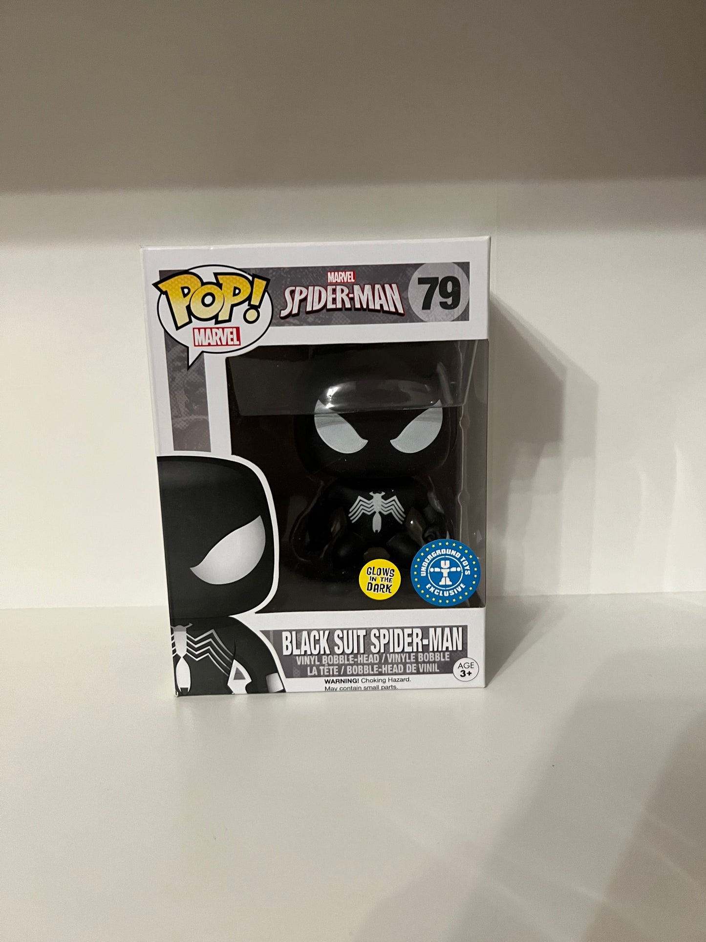 #79  Black Suit Spider-Man GITD - Marvel