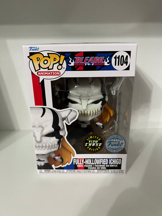 #1104  Fully-Hollowfied Ichigo Chase - Bleach